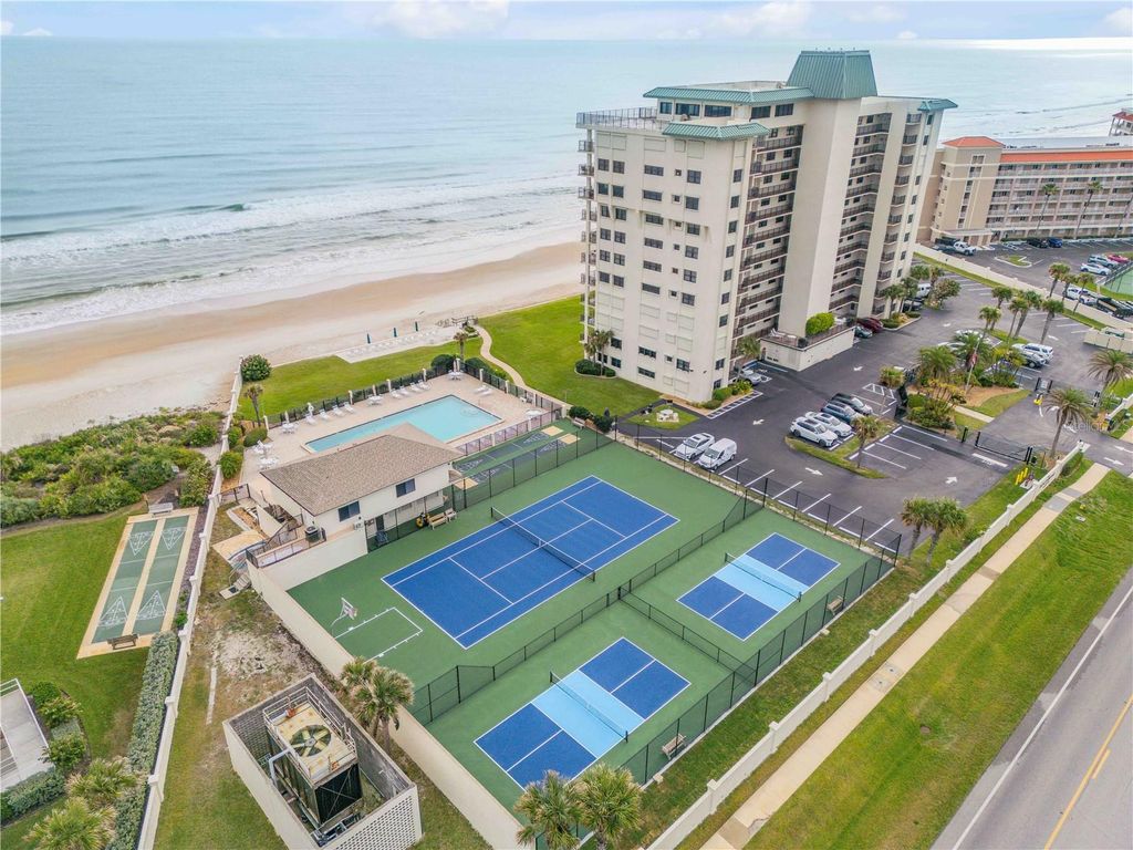 Image 70 of property listing at 5499 S ATLANTIC AVENUE 1004, New Smyrna Beach, FL 32169