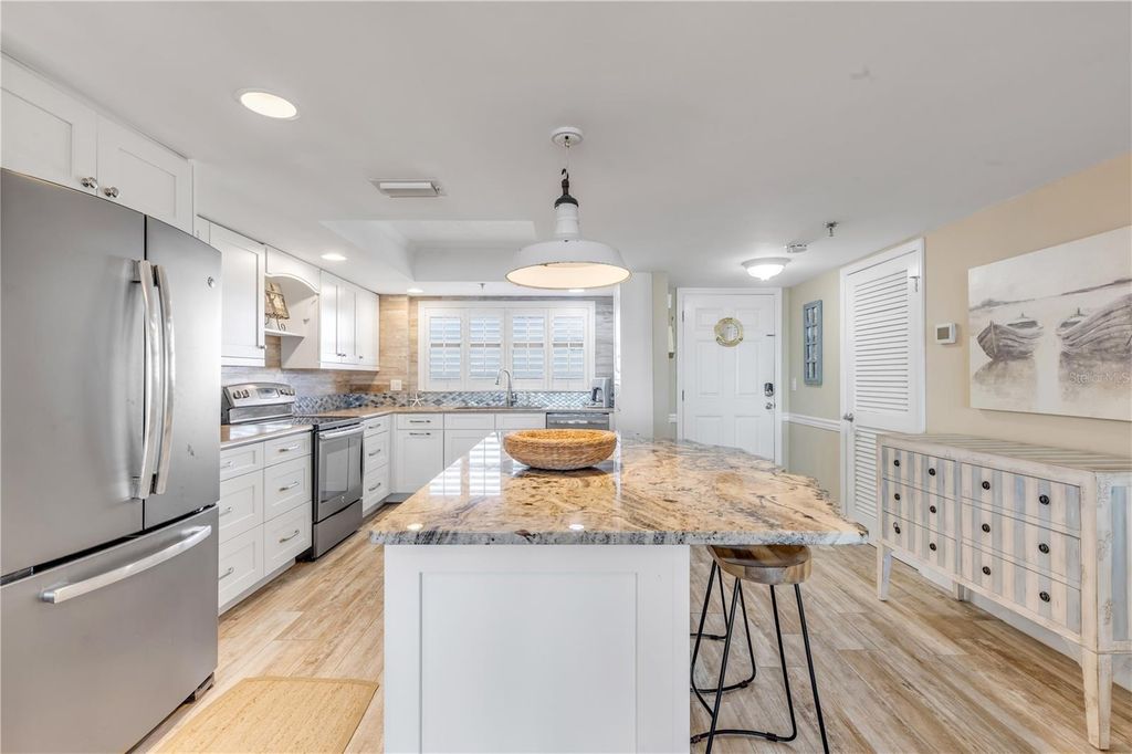 Image 9 of property listing at 5499 S ATLANTIC AVENUE 1004, New Smyrna Beach, FL 32169