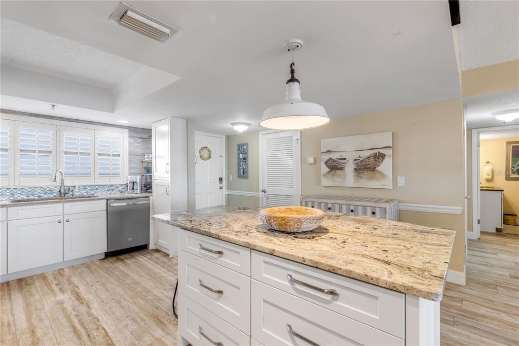 Image 10 of property listing at 5499 S ATLANTIC AVENUE 1004, New Smyrna Beach, FL 32169