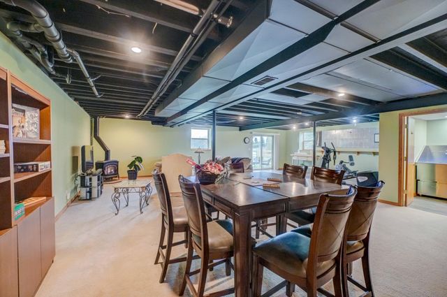 W10006 State Road 29, River Falls, WI 54022