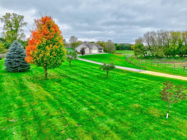 W10006 State Road 29, River Falls, WI 54022