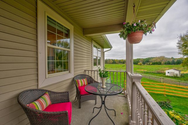 W10006 State Road 29, River Falls, WI 54022