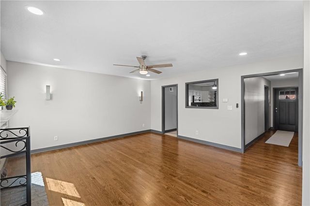 5736 W 97th Street, Overland Park, KS 6607