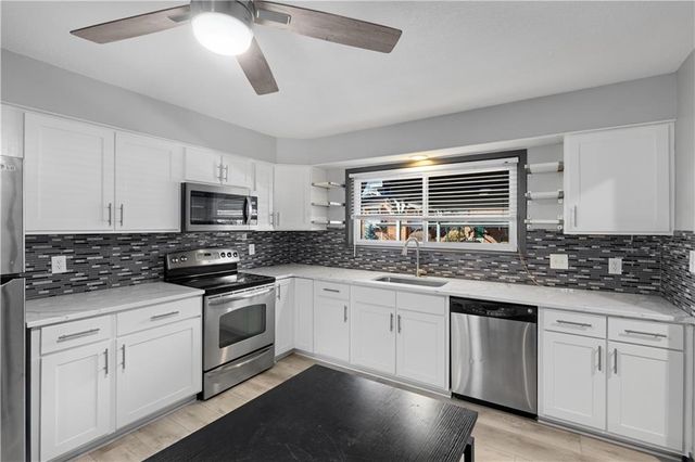 5736 W 97th Street, Overland Park, KS 6607