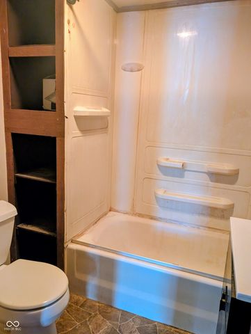 2318 A Avenue, New Castle, IN 47362