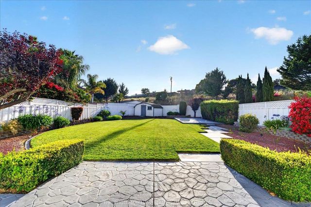 1669 Stony Brook Drive, Salinas, CA 93906
