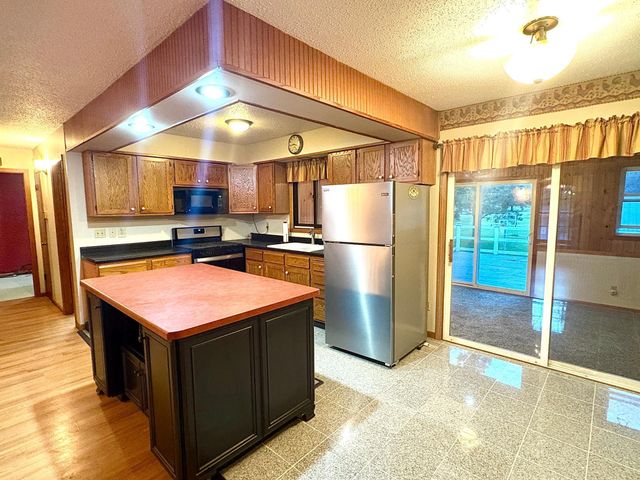 153 2nd Street, Dawson, MN 56232