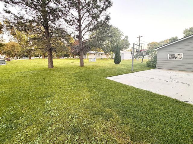 153 2nd Street, Dawson, MN 56232