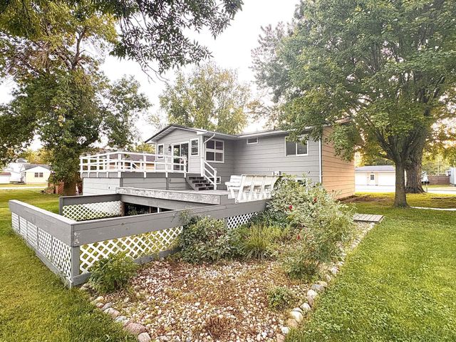 153 2nd Street, Dawson, MN 56232