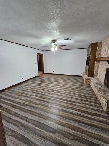 1309 Whisenant Ct, Duncan, OK 73533