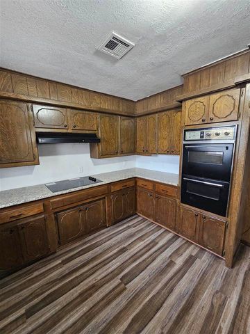 1309 Whisenant Ct, Duncan, OK 73533