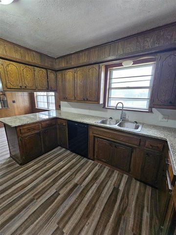 1309 Whisenant Ct, Duncan, OK 73533