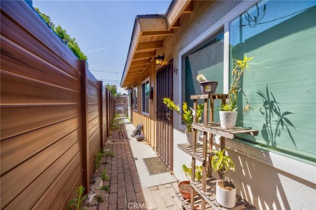 67 W Pleasant, Long Beach, CA 90805