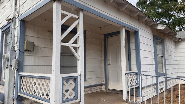 8445 Tackett Street, Dallas, TX 75217