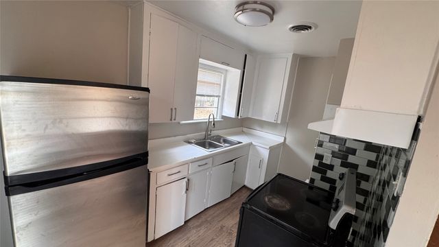 8445 Tackett Street, Dallas, TX 75217