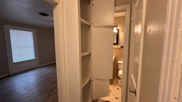 8445 Tackett Street, Dallas, TX 75217