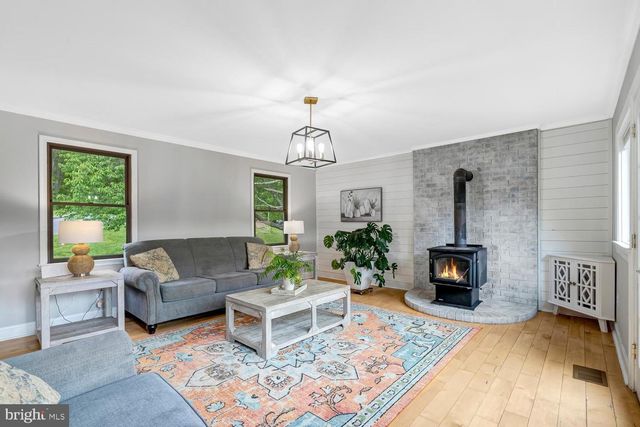 276 DEERHAVEN RD, Front Royal, VA 22630