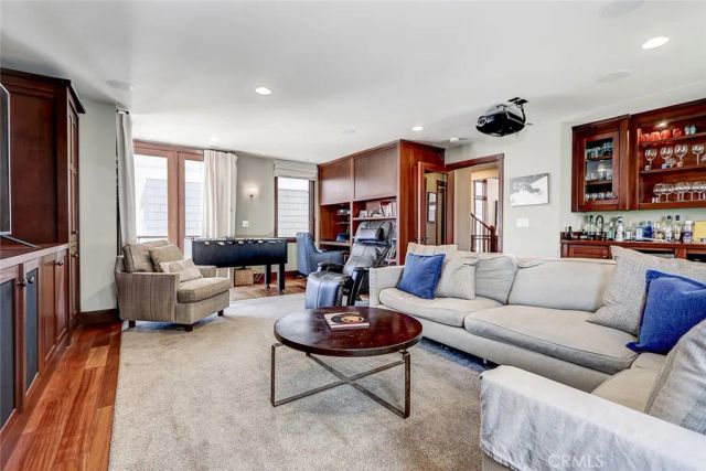 436 32nd St., Manhattan Beach, CA 90266