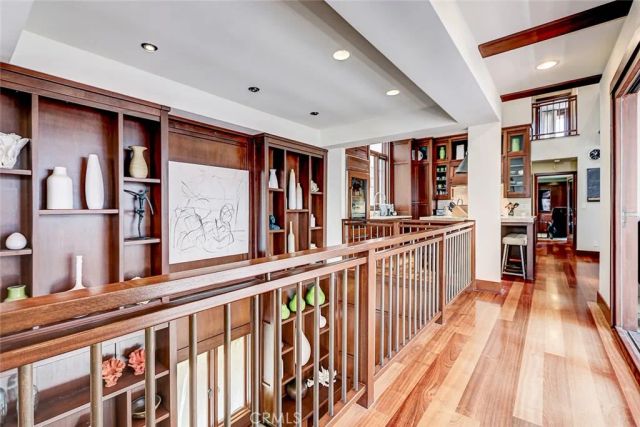 436 32nd St., Manhattan Beach, CA 90266