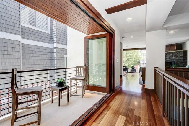 436 32nd St., Manhattan Beach, CA 90266