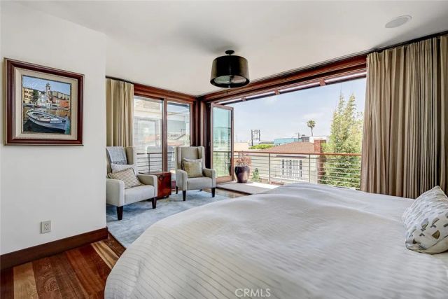 436 32nd St., Manhattan Beach, CA 90266