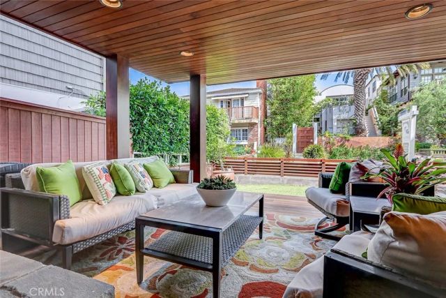 436 32nd St., Manhattan Beach, CA 90266