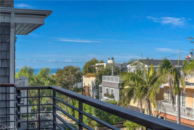 436 32nd St., Manhattan Beach, CA 90266