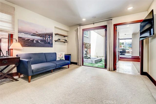 436 32nd St., Manhattan Beach, CA 90266