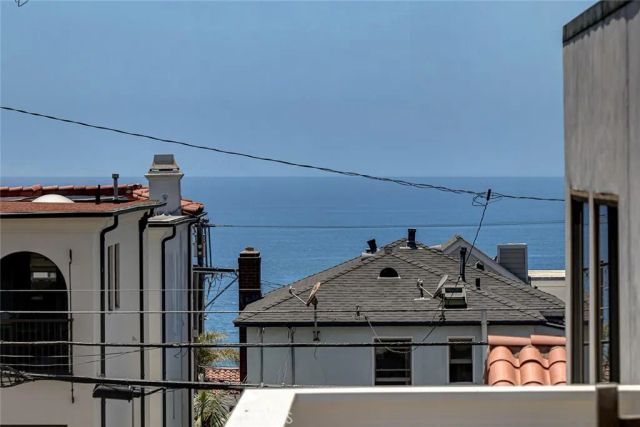 436 32nd St., Manhattan Beach, CA 90266