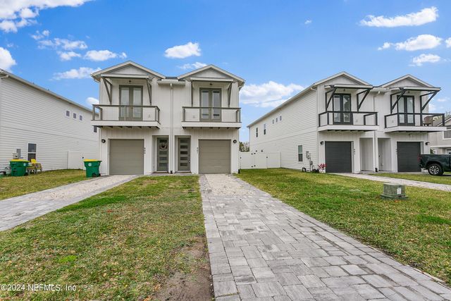 807 7TH Avenue S, Jacksonville Beach, FL 32250