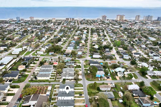 807 7TH Avenue S, Jacksonville Beach, FL 32250