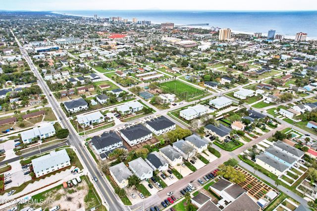 807 7TH Avenue S, Jacksonville Beach, FL 32250