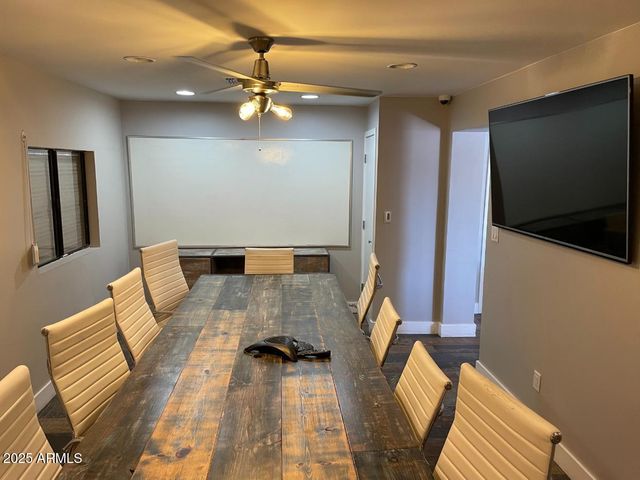 2328 E OSBORN Road, Phoenix, AZ 85016