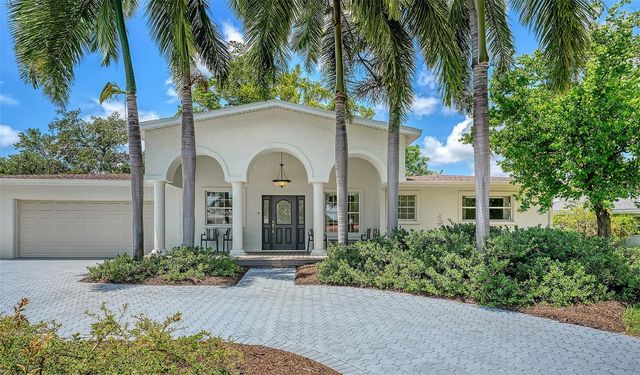 2465 FOSTER LANE, Sarasota, FL 34239
