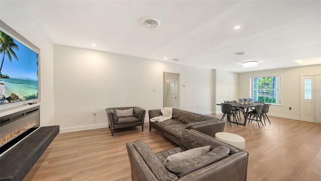 2465 FOSTER LANE, Sarasota, FL 34239