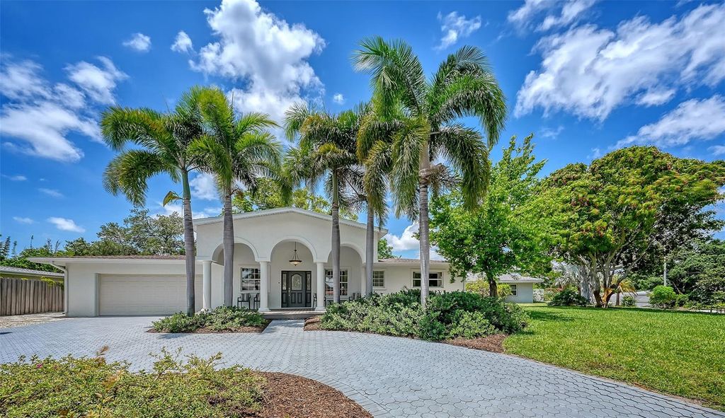 2465 FOSTER LANE, Sarasota, FL 34239