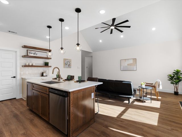 5048 Cottey Street, Fort Worth, TX 76105