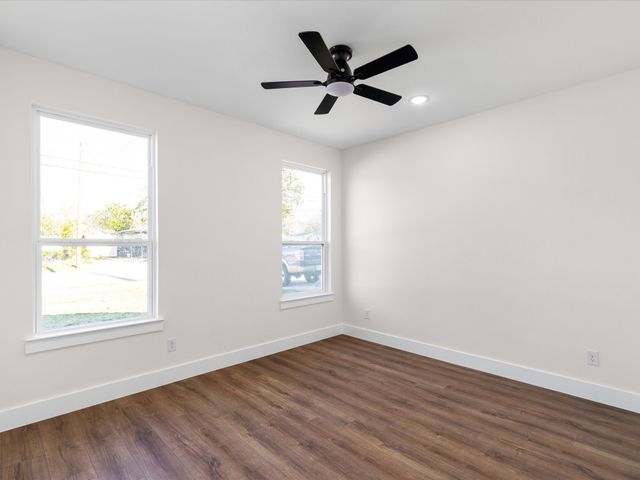 5048 Cottey Street, Fort Worth, TX 76105