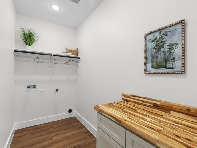 5048 Cottey Street, Fort Worth, TX 76105