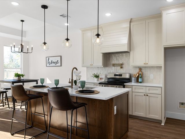 5048 Cottey Street, Fort Worth, TX 76105