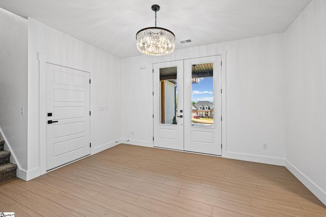 329 Wall Street, Campobello, SC 29322