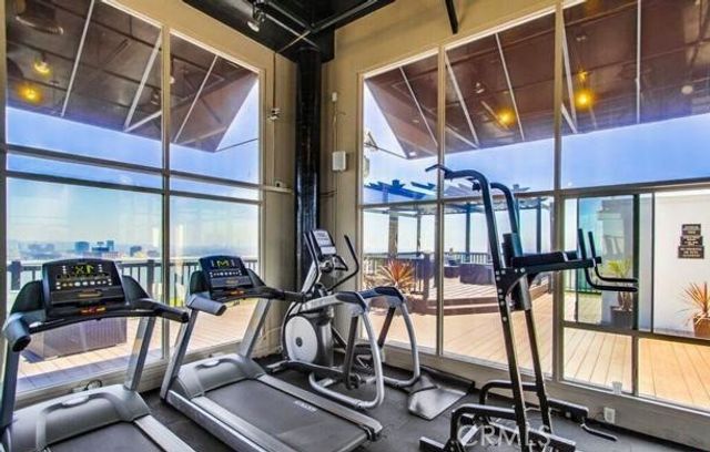 7250 Franklin, Los Angeles, CA 90046