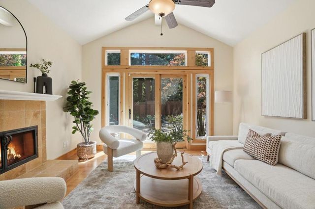 17660 Vineland Avenue, Monte Sereno, CA 95030