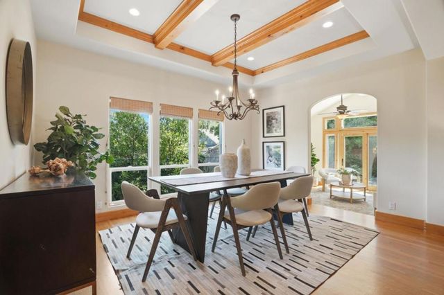 17660 Vineland Avenue, Monte Sereno, CA 95030