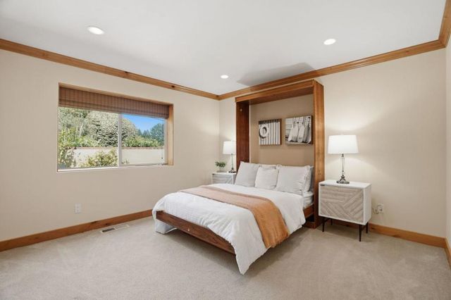 17660 Vineland Avenue, Monte Sereno, CA 95030