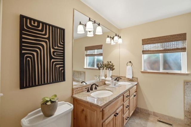 17660 Vineland Avenue, Monte Sereno, CA 95030