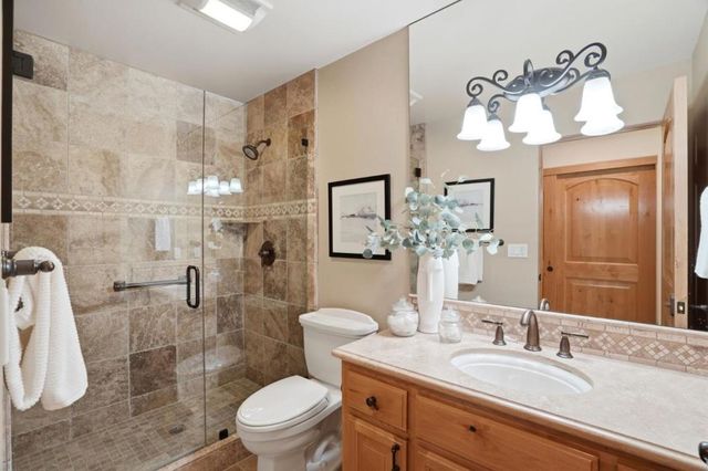 17660 Vineland Avenue, Monte Sereno, CA 95030