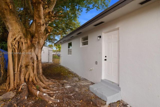 17875 SW 103rd Ave, Miami, FL 33157