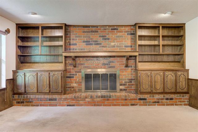 5812 Parkhurst Road, Edmond, OK 73034