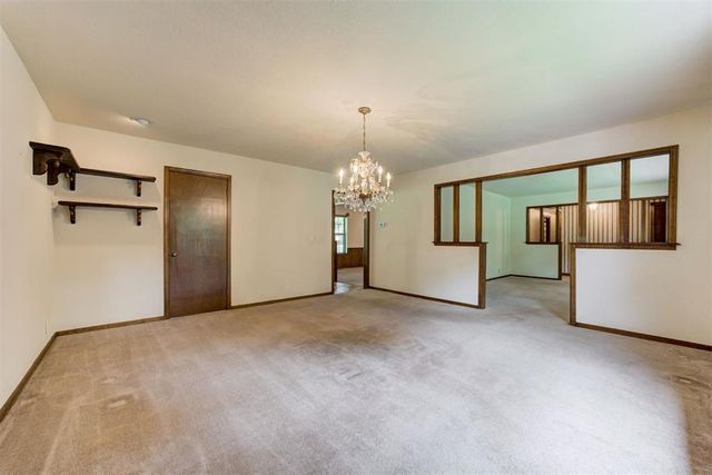5812 Parkhurst Road, Edmond, OK 73034